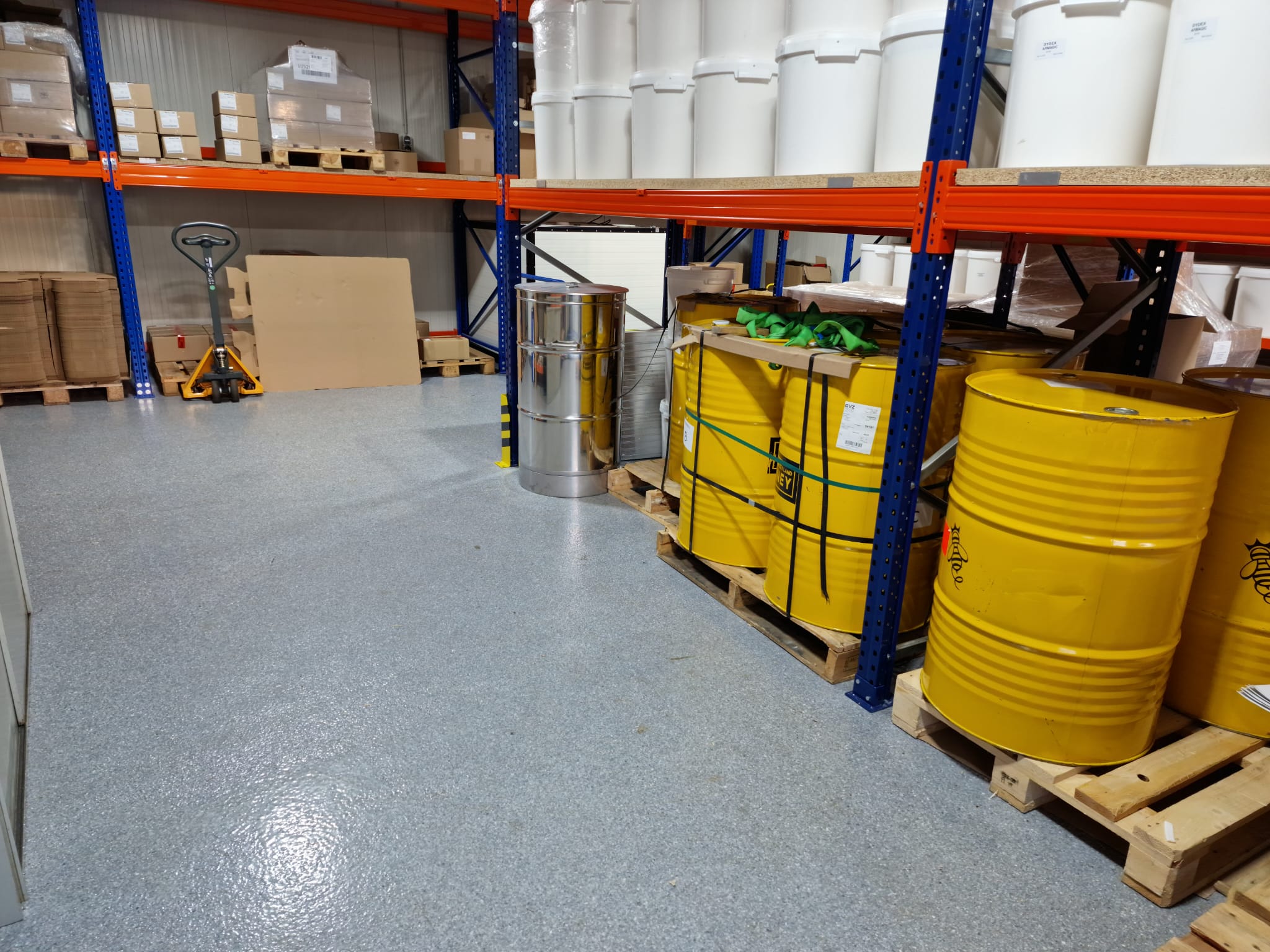 Commercial and industrial epoxy floor coating
